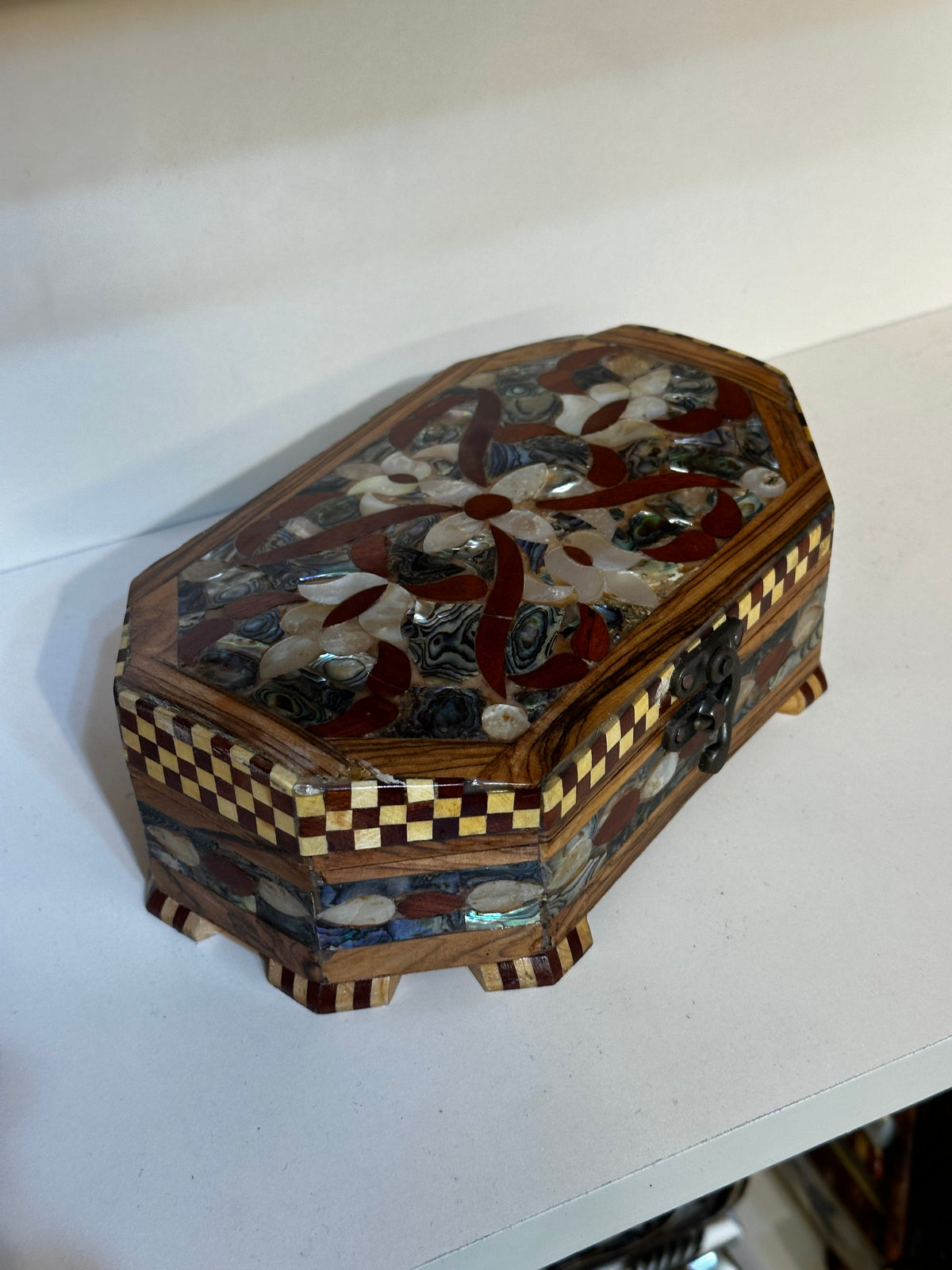 Green mother of pearl jewelry box