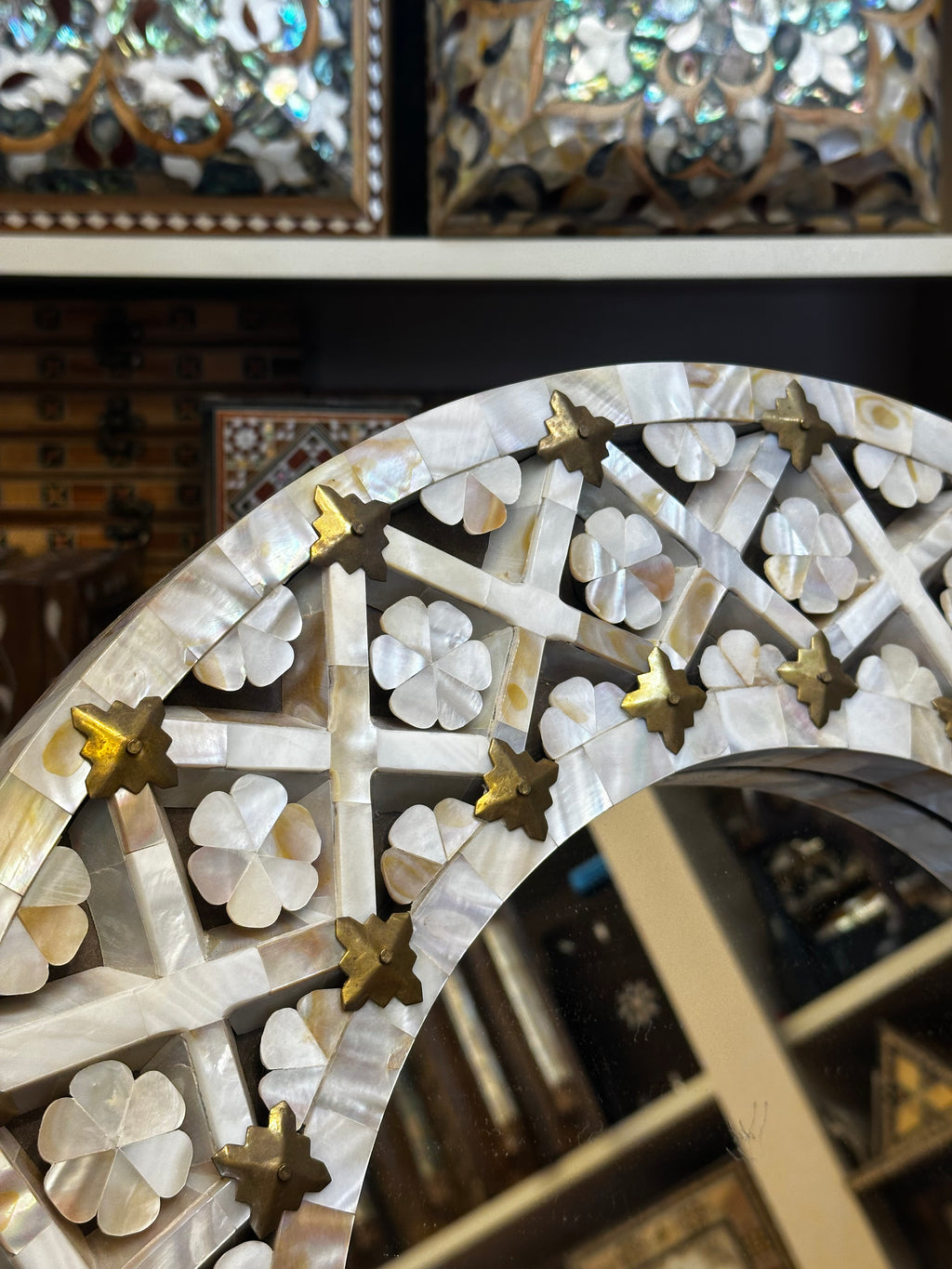Round Mother of Pearl Mirror Frame