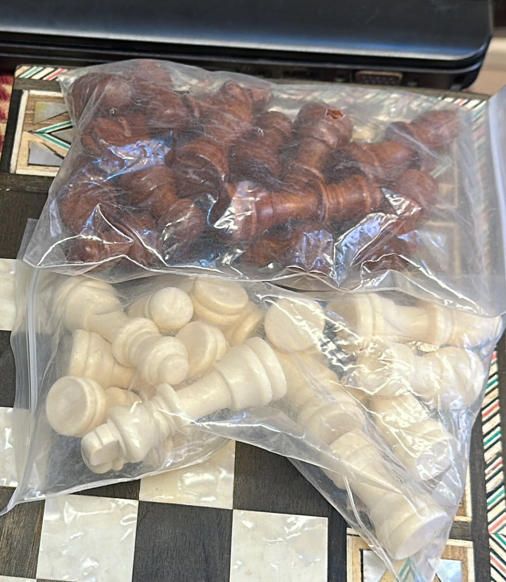 Add a chess pices to my 30*30 cm chess board