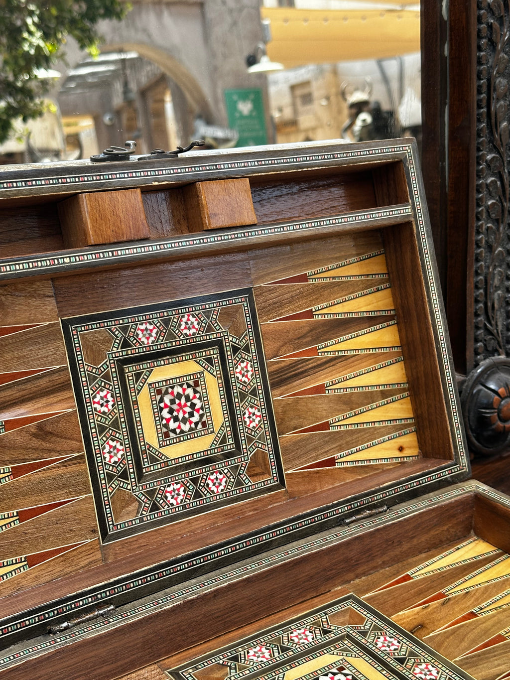 40 × 50 cm Mosaic Backgammon Table with Dice Storage