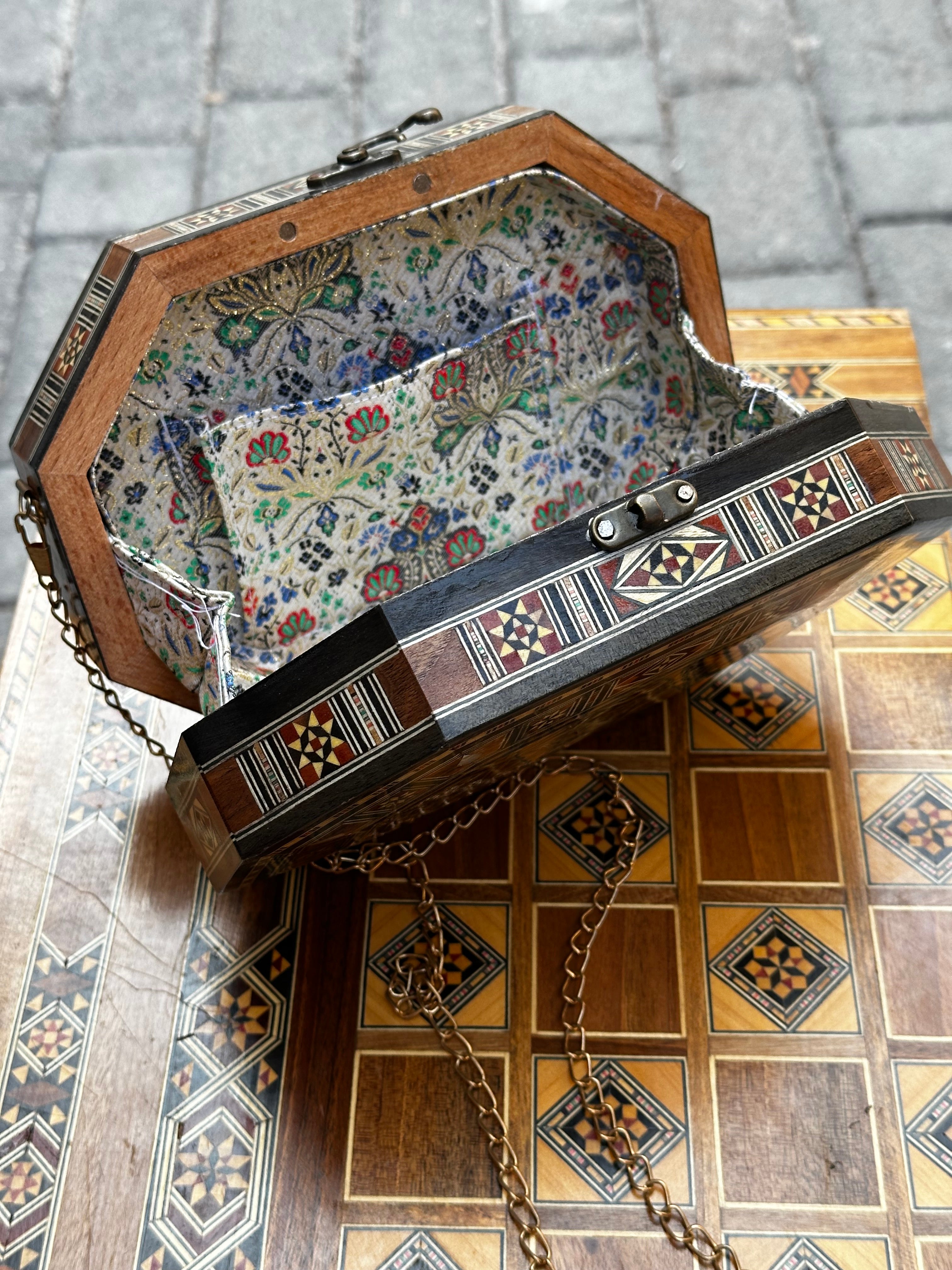 Mosaic hand bag