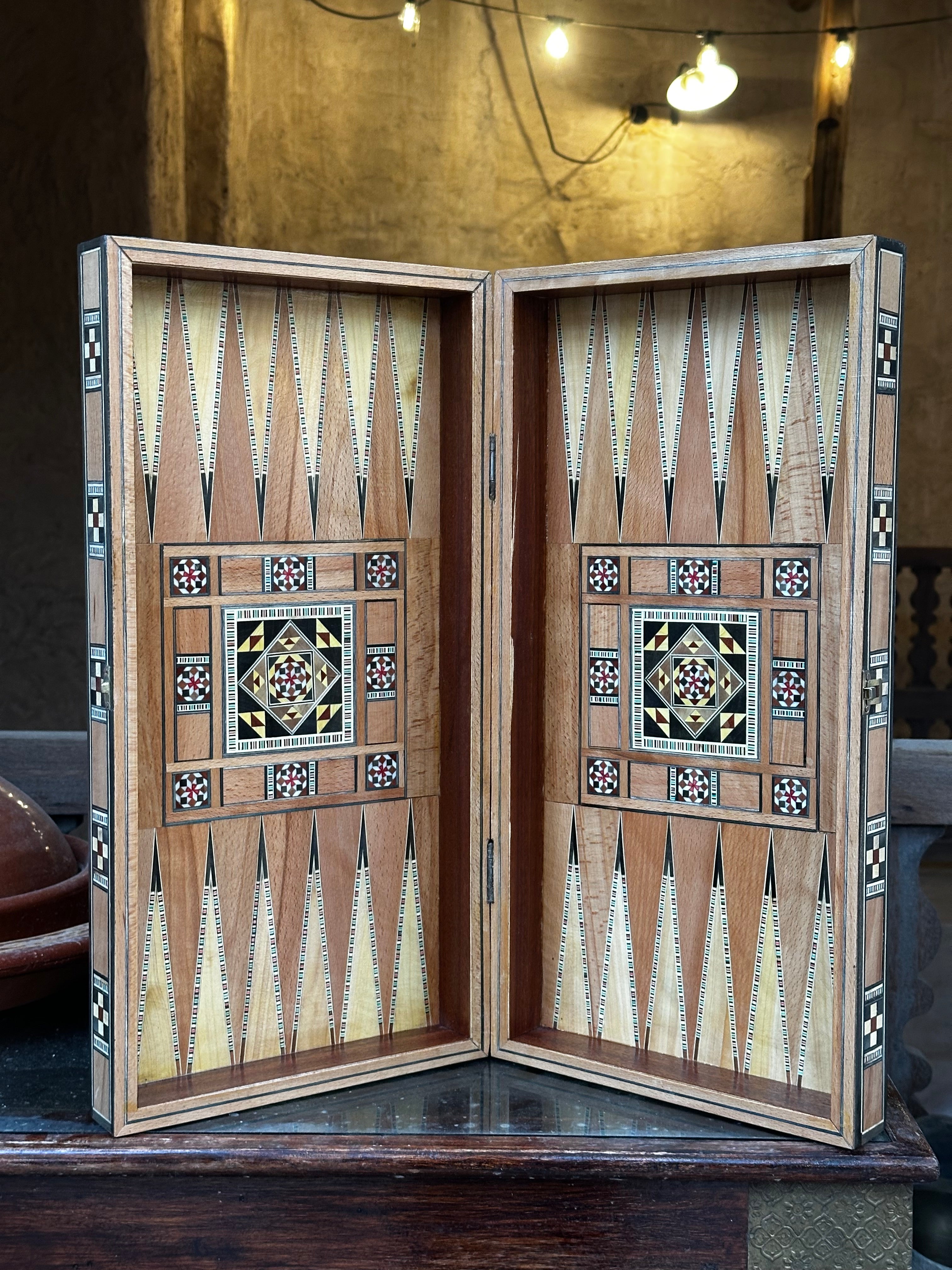 Chessboard & backgammon