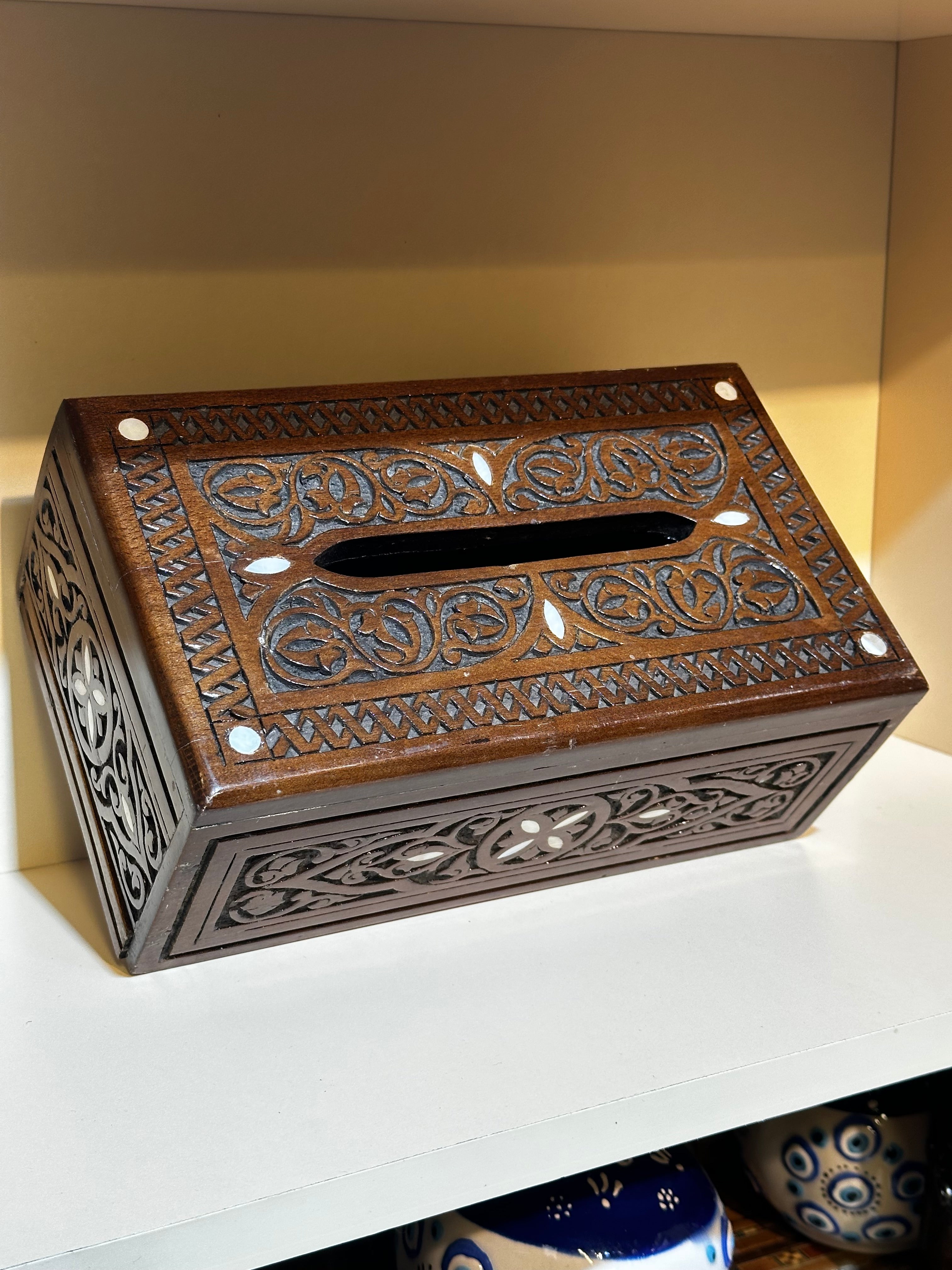 Wooden tissue box