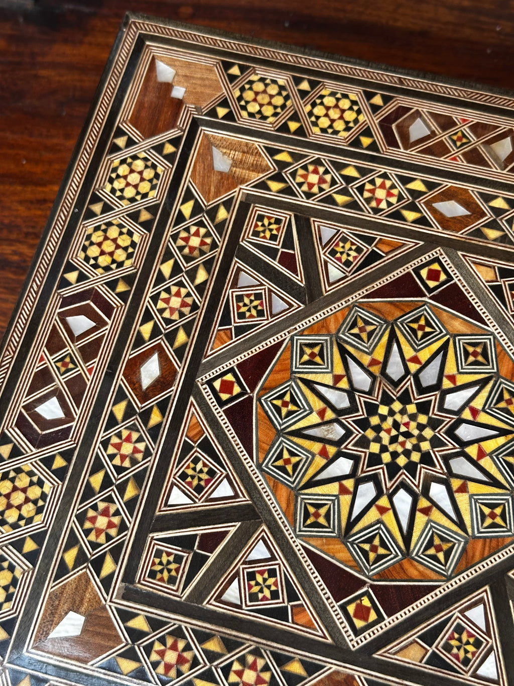 25*25 cm mosaic box dark