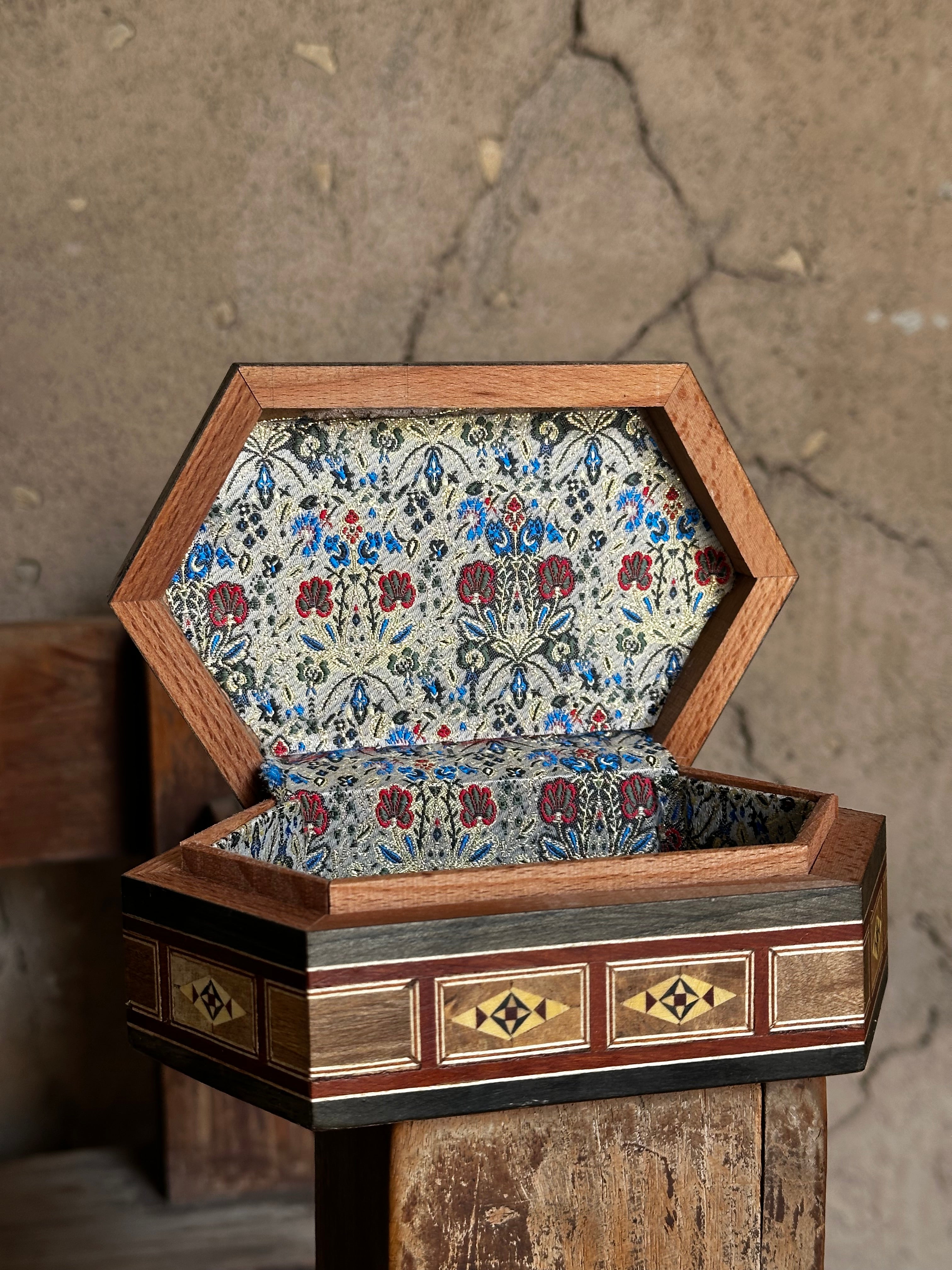 19*12 cm Damascene Mosaic Box