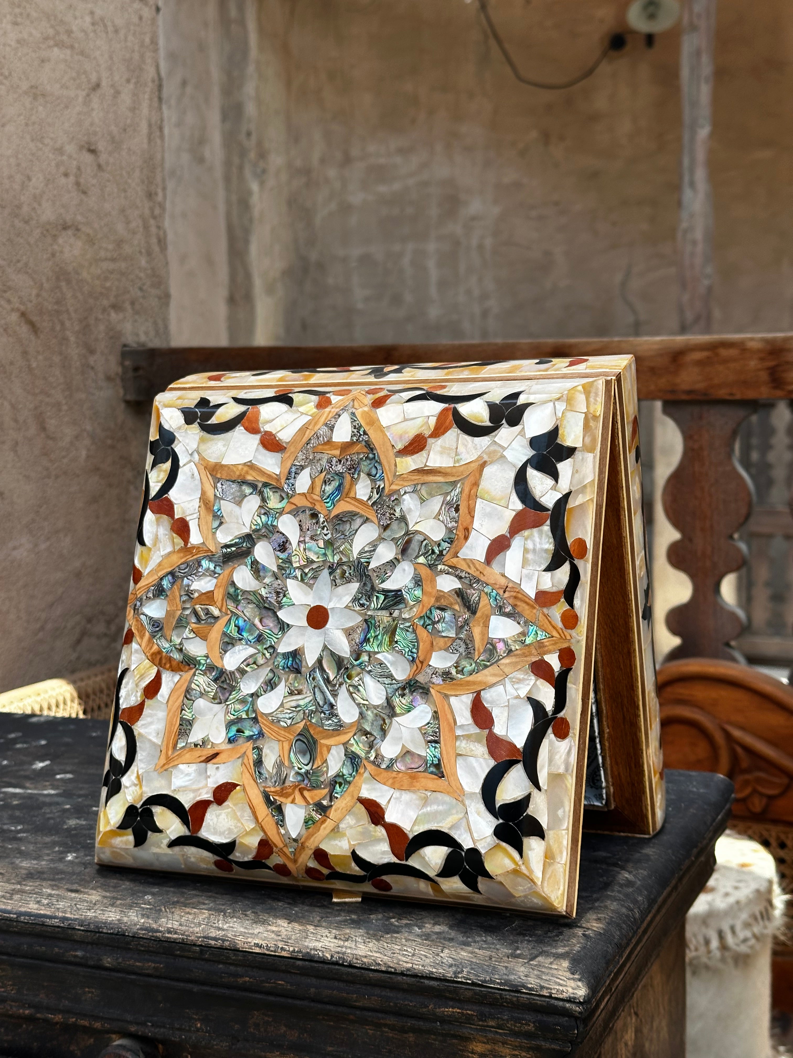 Luxury mother of pearl box
