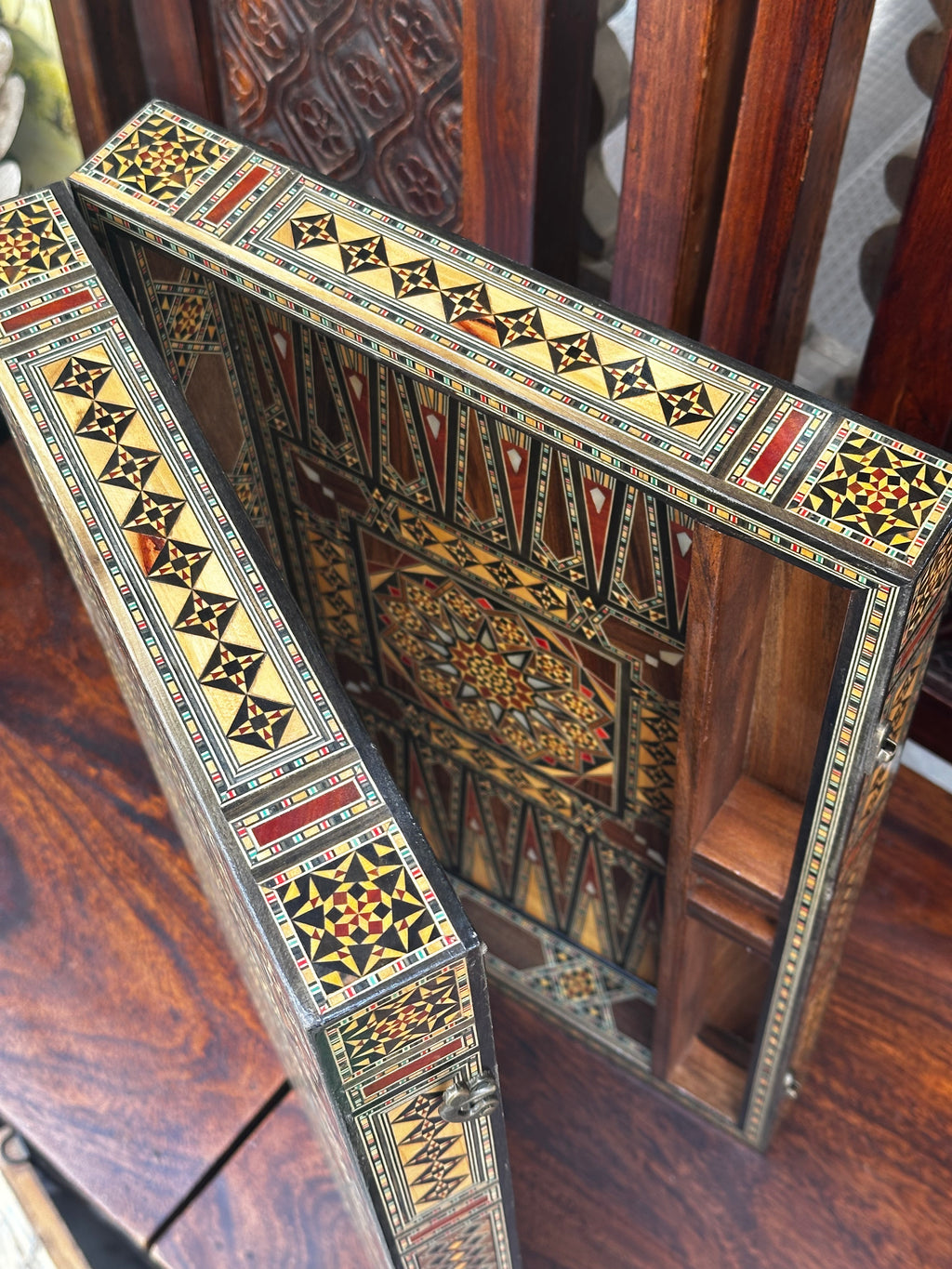 Luxury Backgammon & Chess Table Set