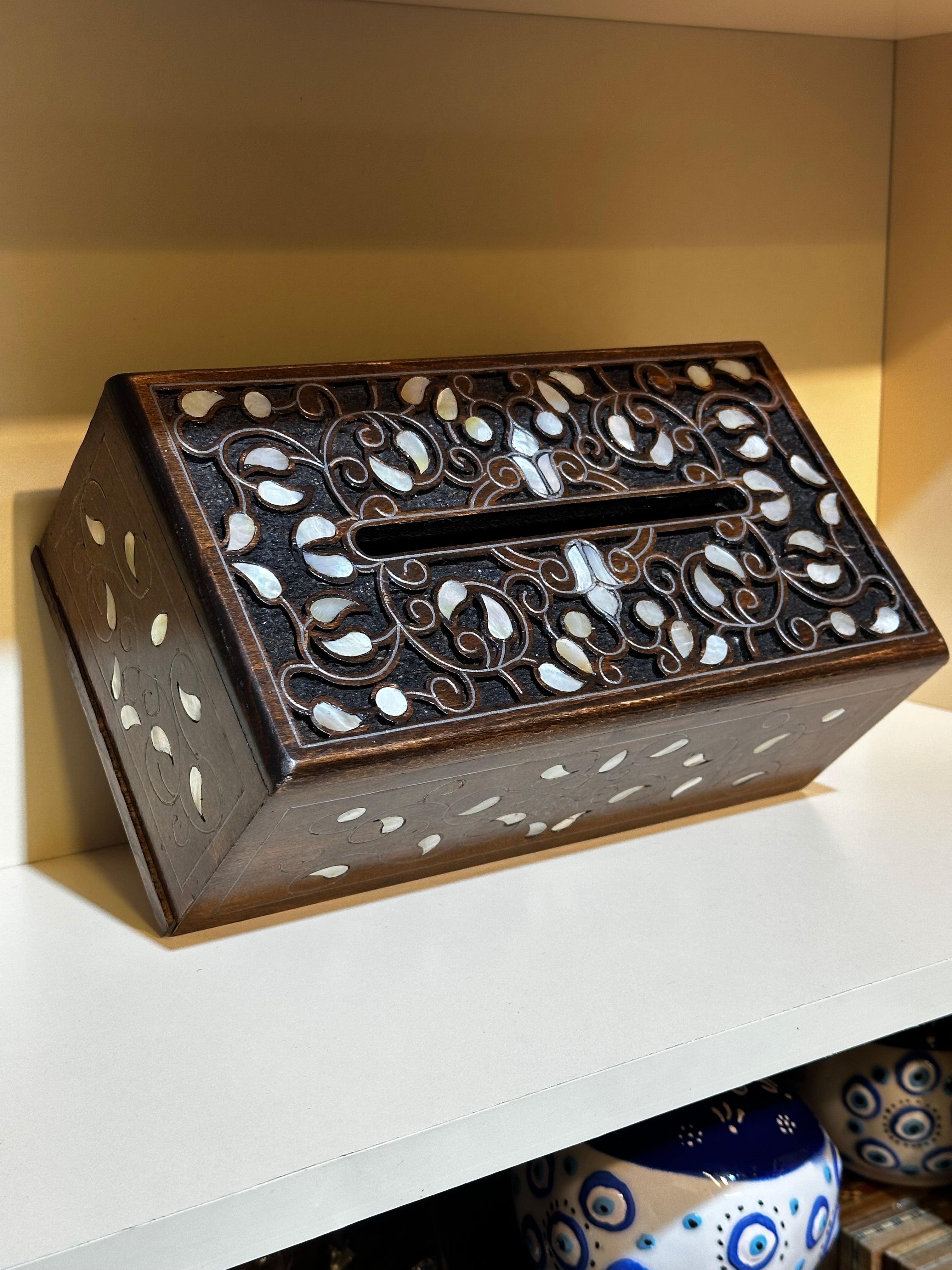 Wooden tissue box