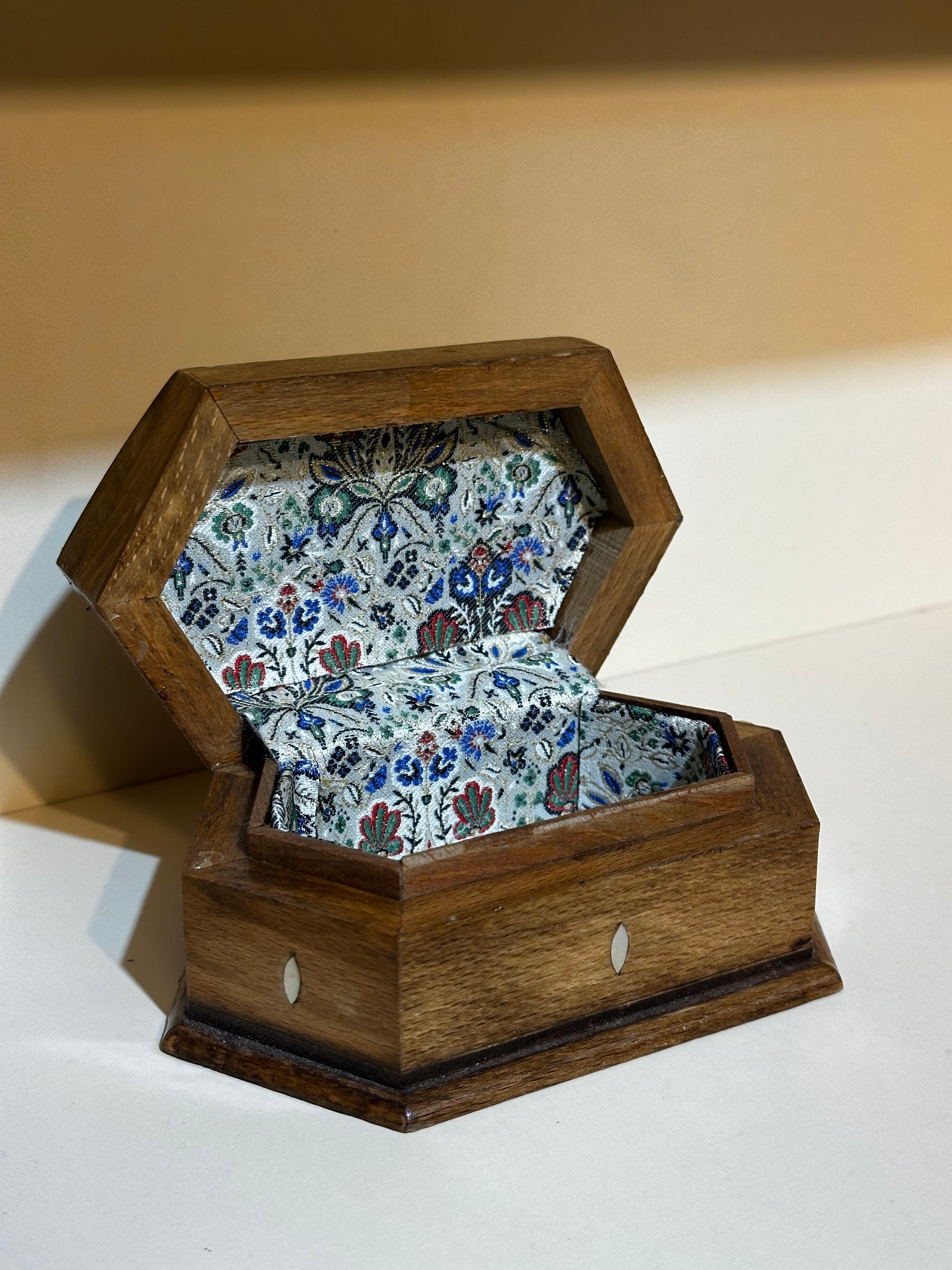 Arabisc jewelry box