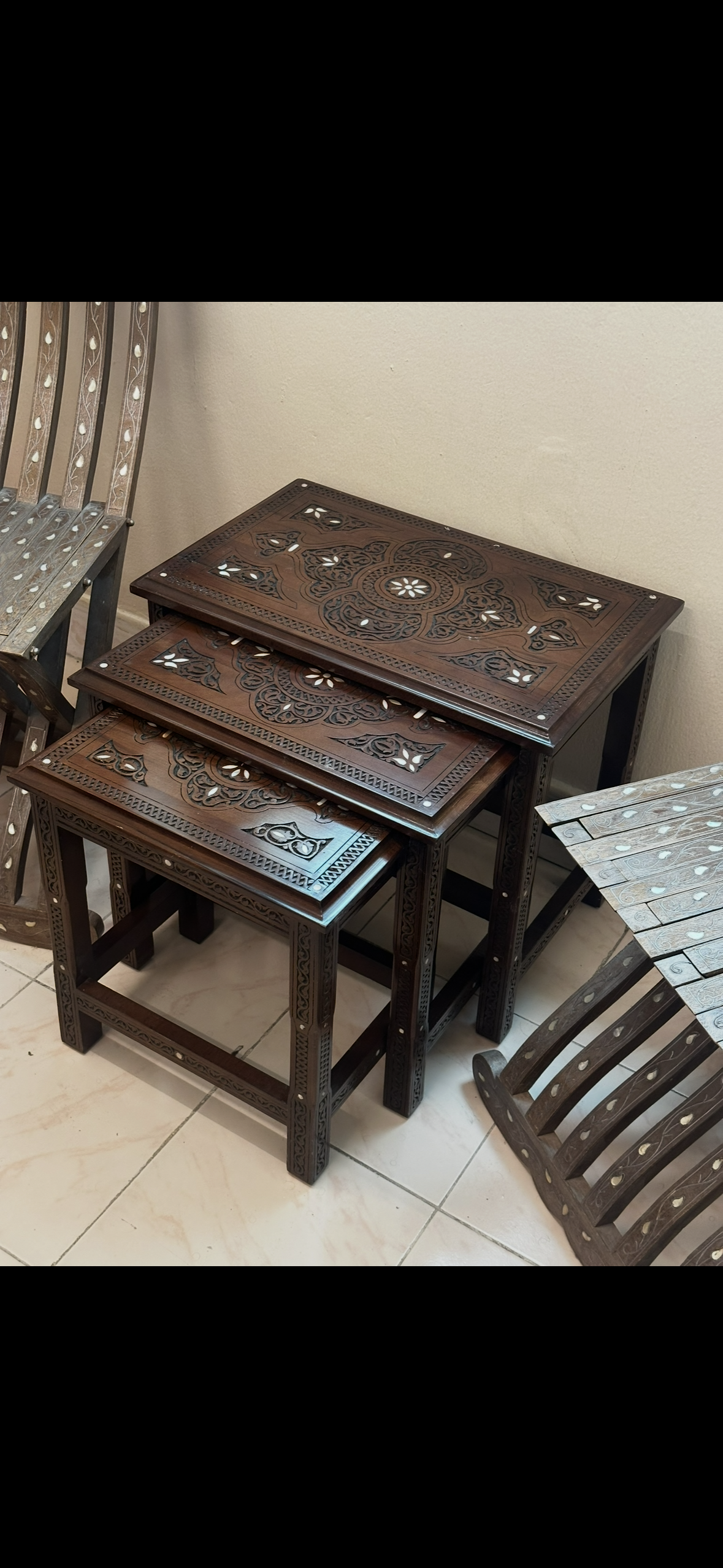 Table set of three pieces