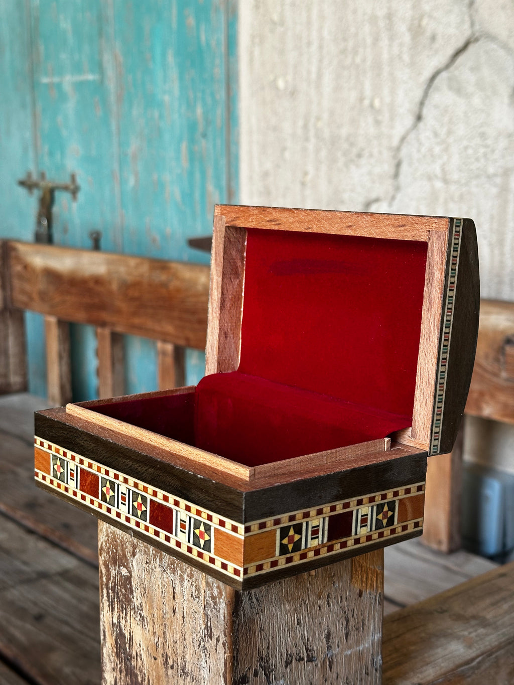Mosaic box