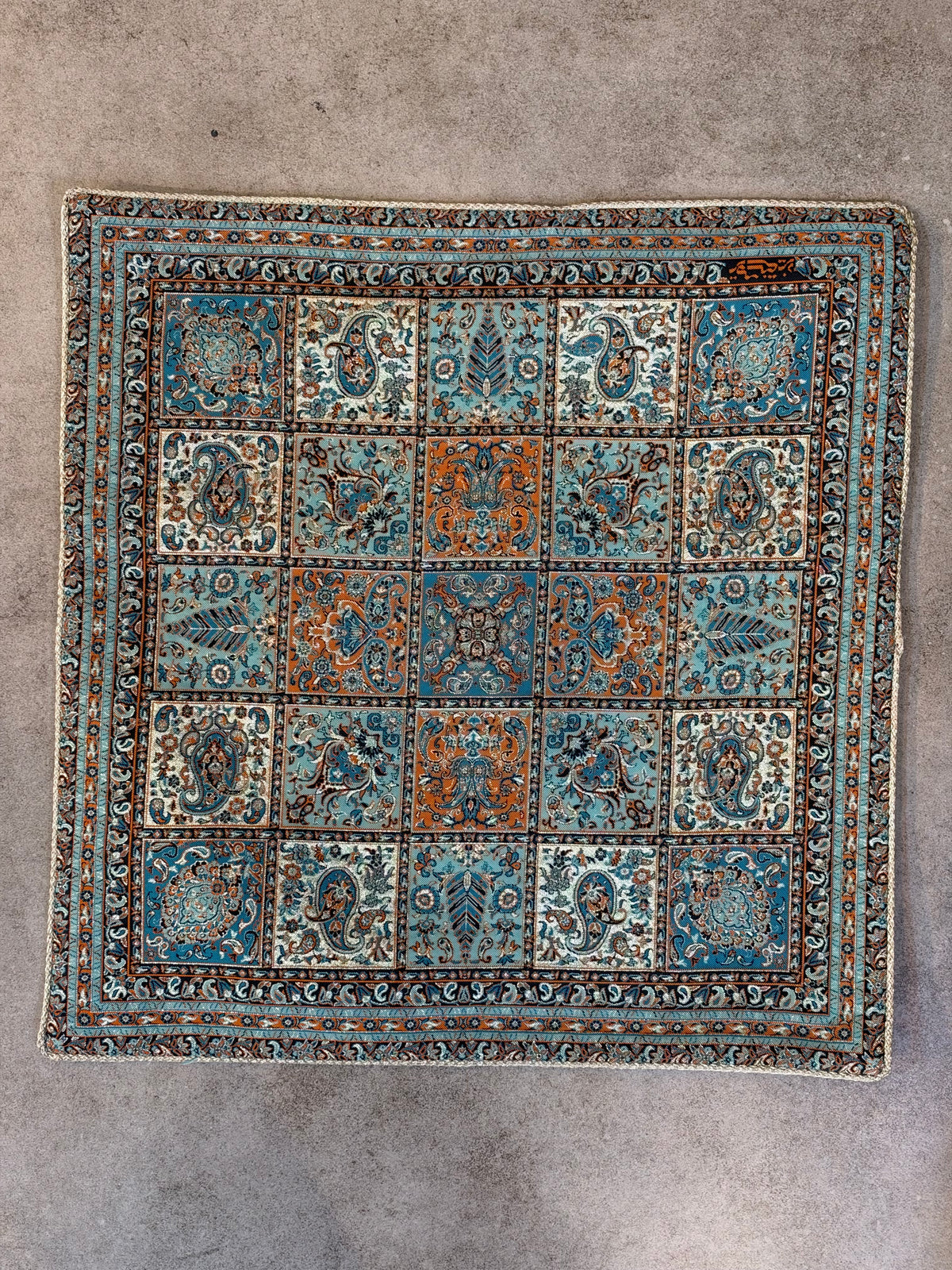 أغطية وسائد (كوشن كفر) بتصميم تراثي شرقي - 45×45 سم 
Oriental Persian Style Decorative Cushion Cover Set - 45x45 cm