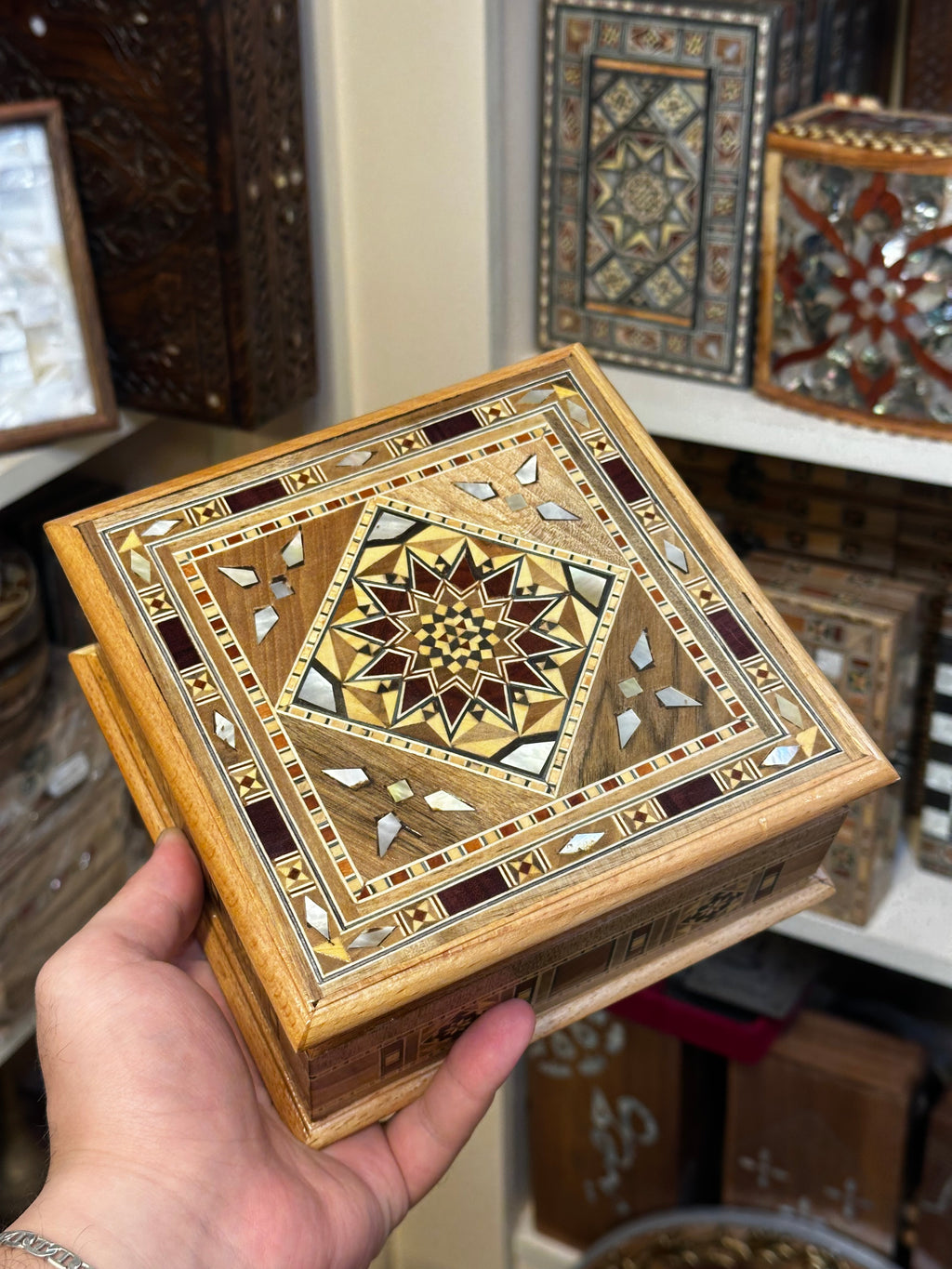 16*16 cm mosaic box