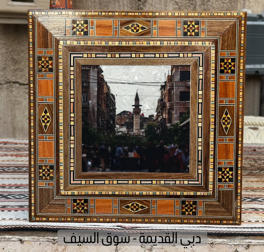 Add a photo to your box