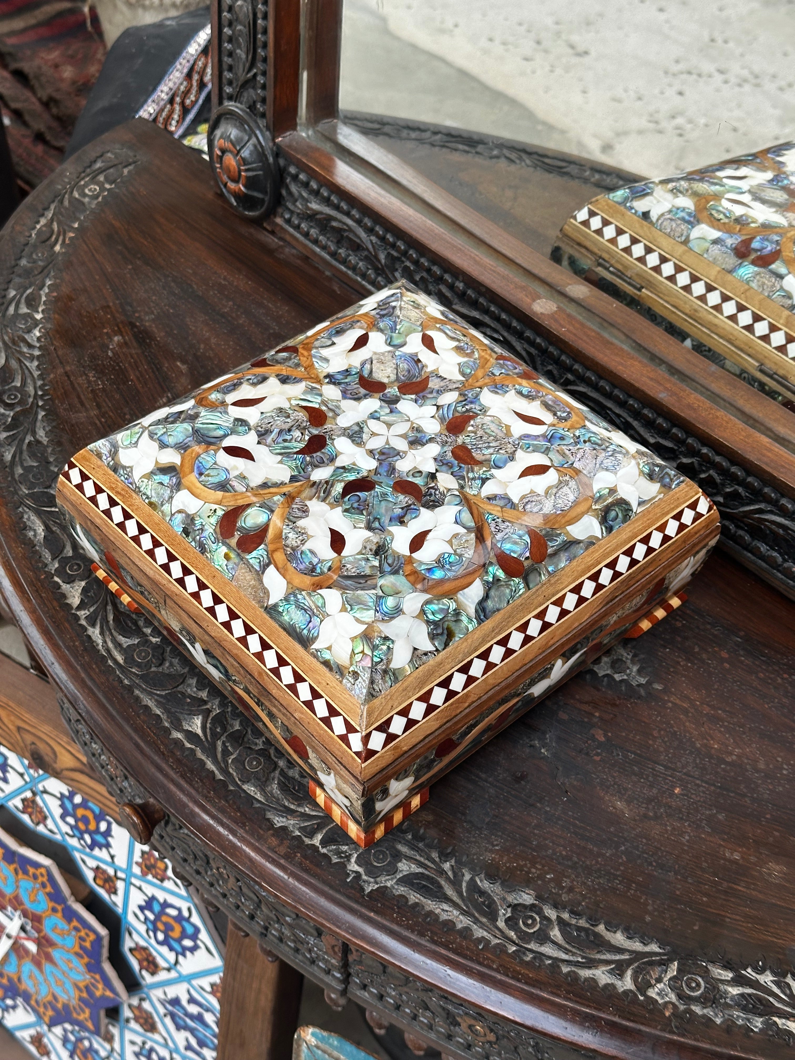 Handcrafted Wooden Box with White & Green Sea Shell Inlay (25x25 cm)