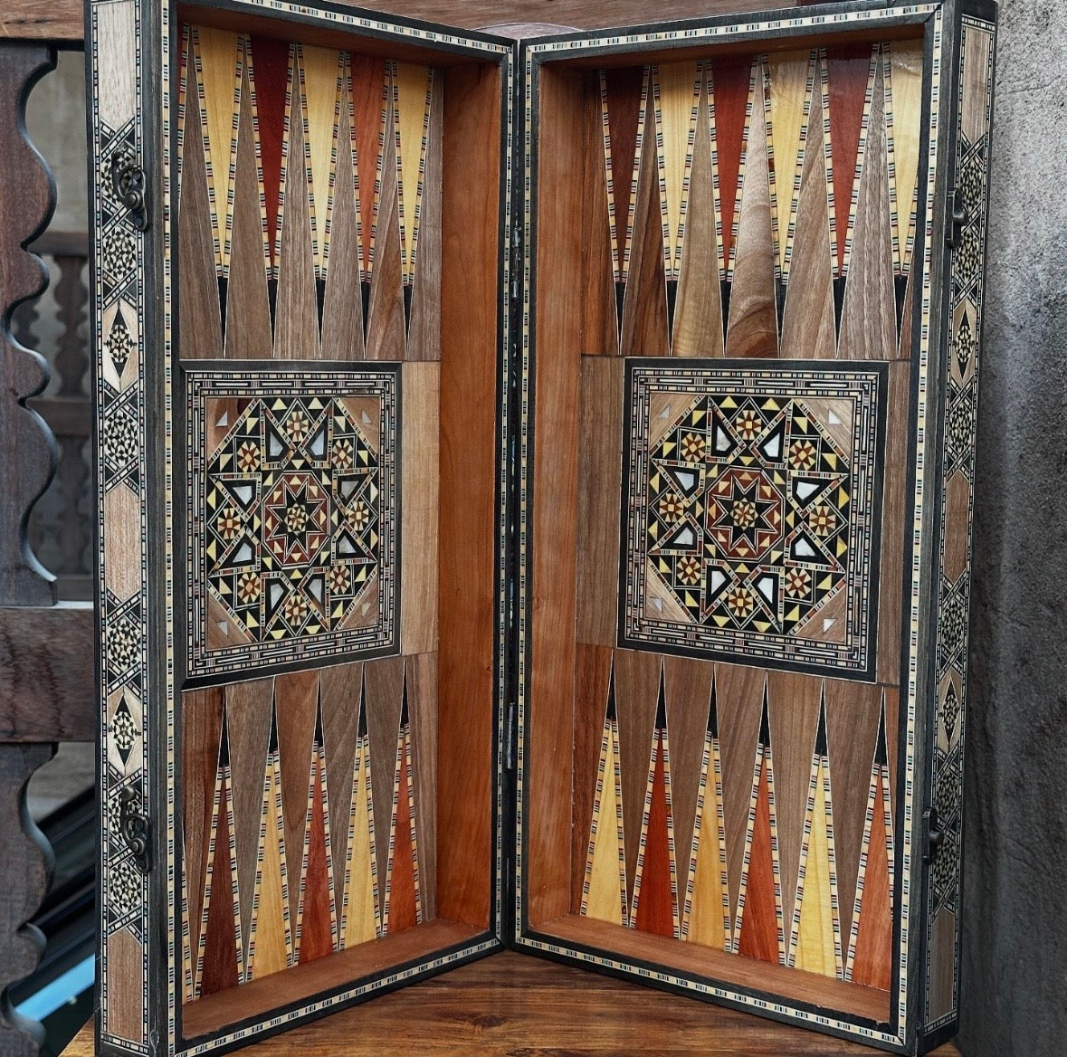 Chessboard & backgammon