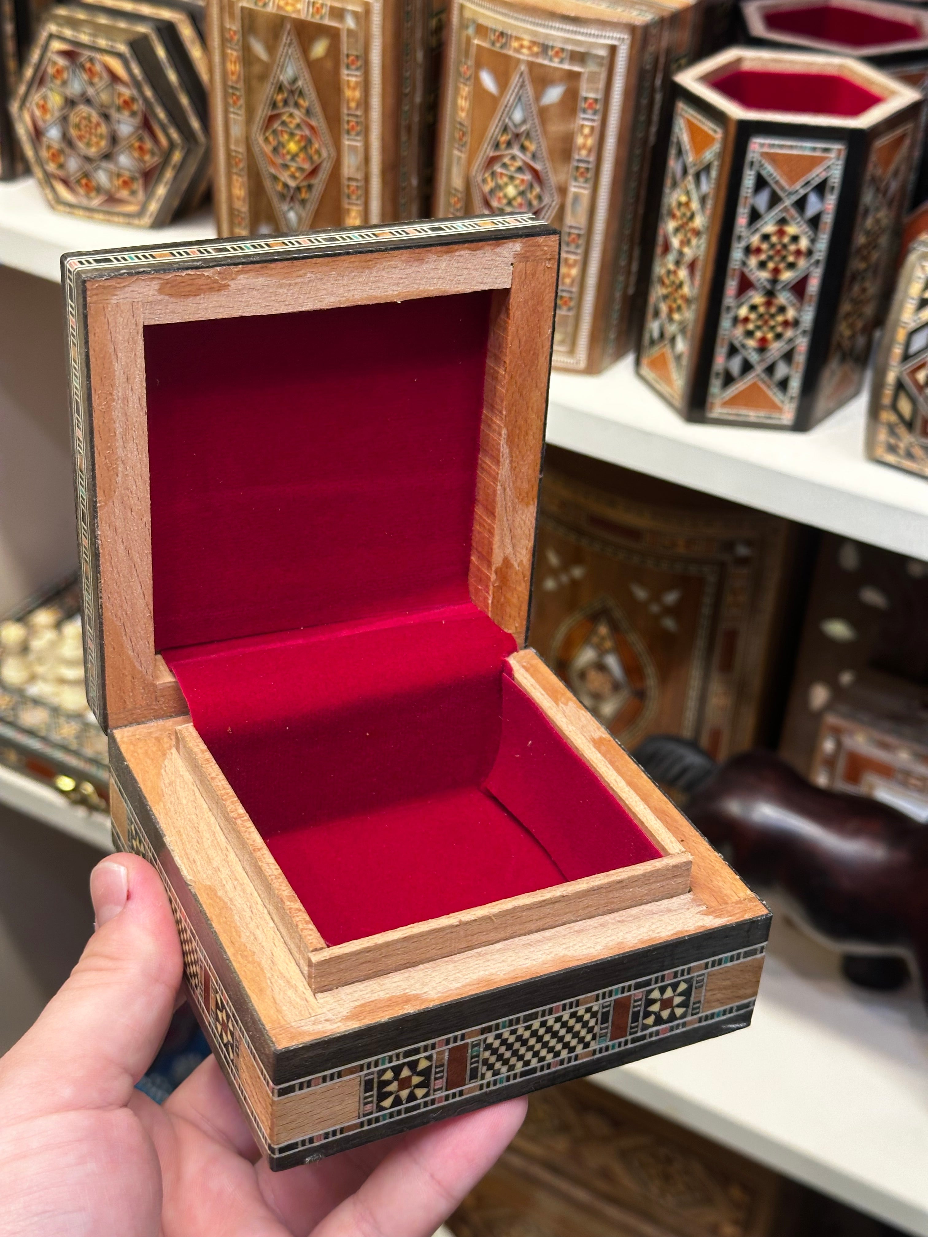 Mosaic box