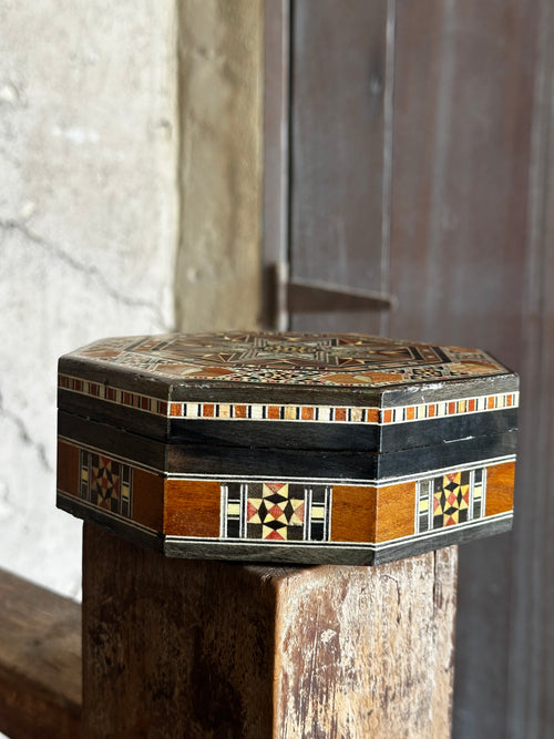 16 × 16 cm Damascene Mosaic Box