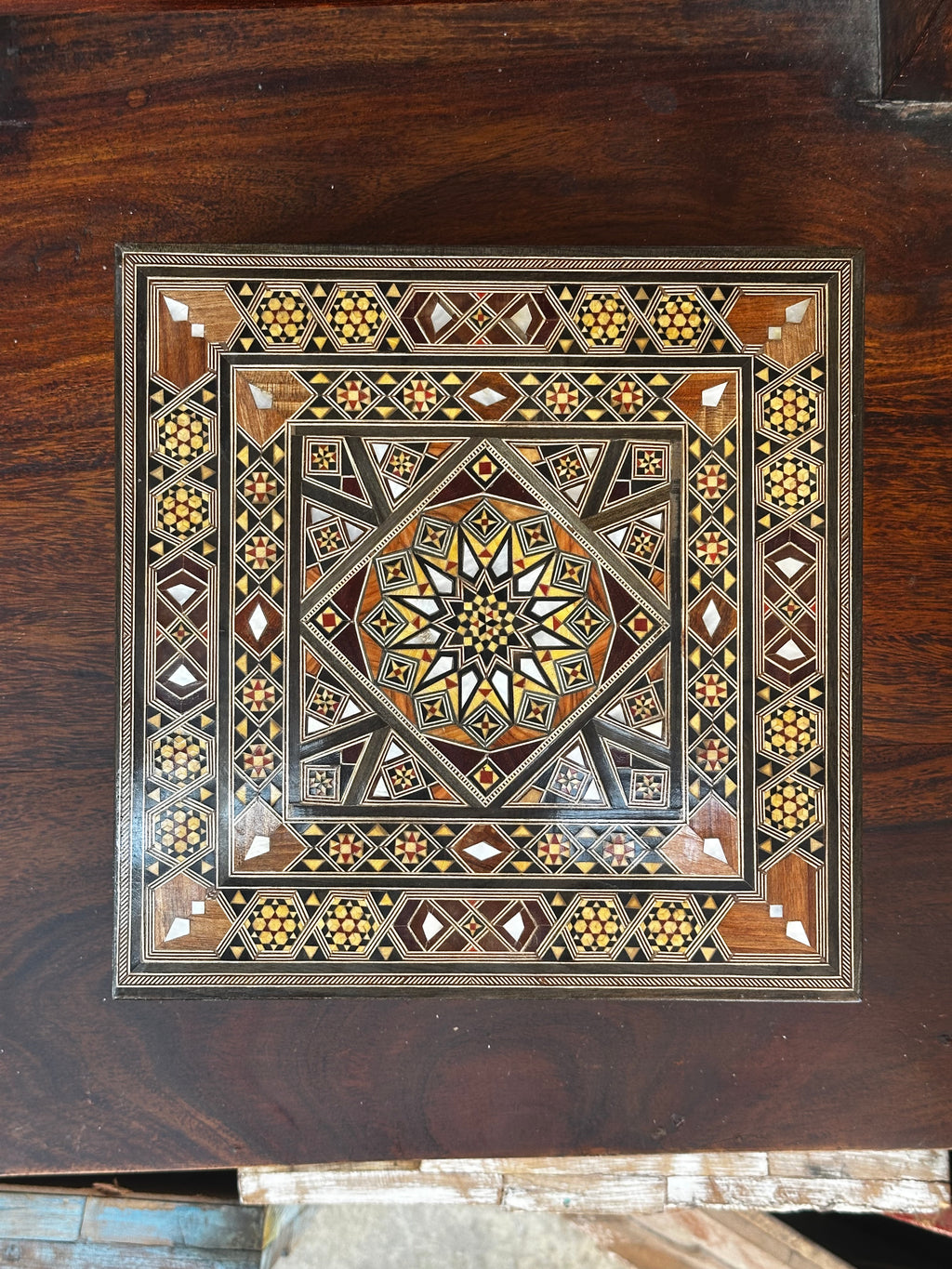 25*25 cm mosaic box dark