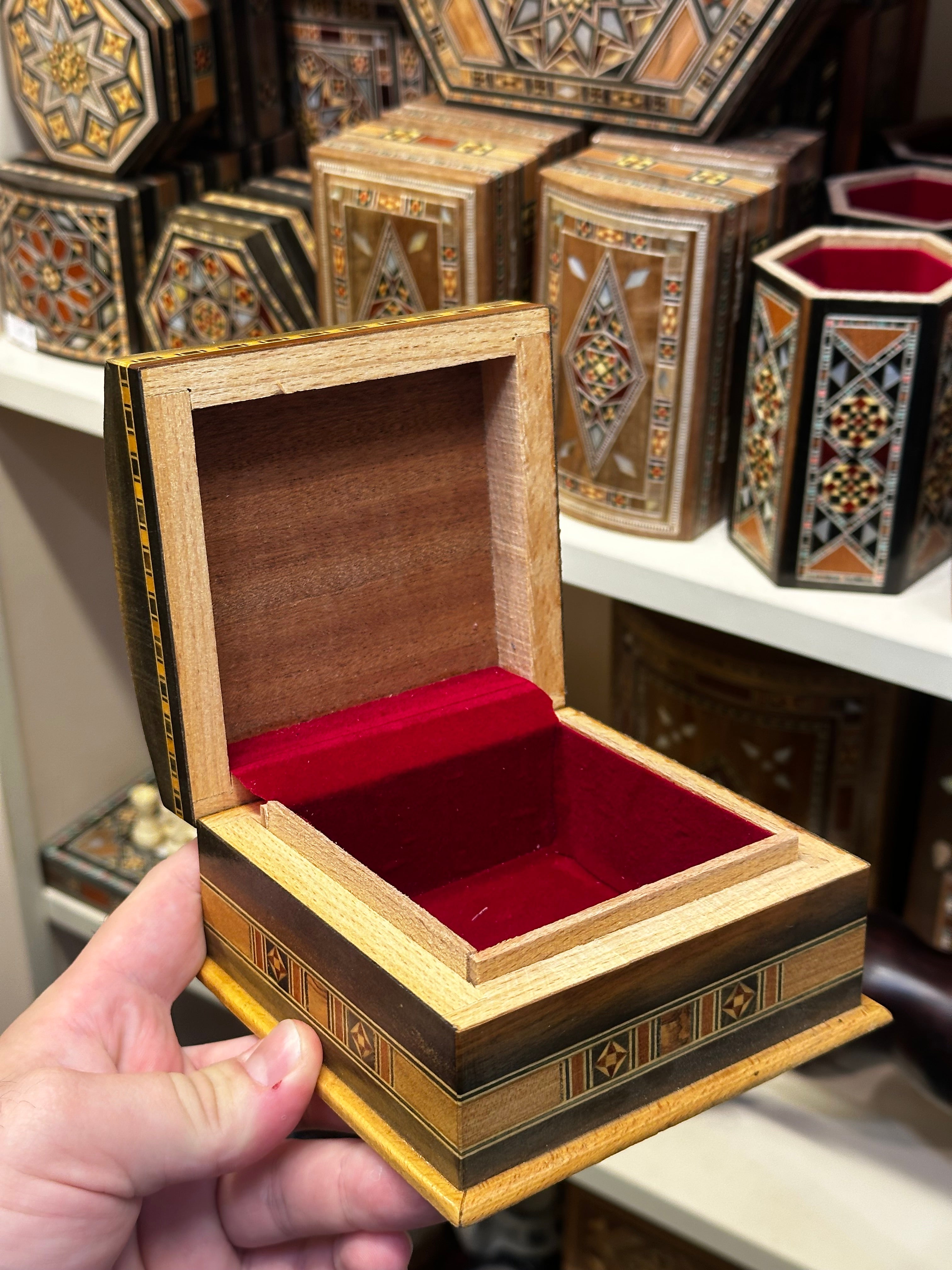 Mosaic box