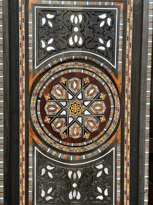 1 of 1 Luxury Handcrafted Walnut Backgammon Table – Mother of Pearl & Damascus Mosaic