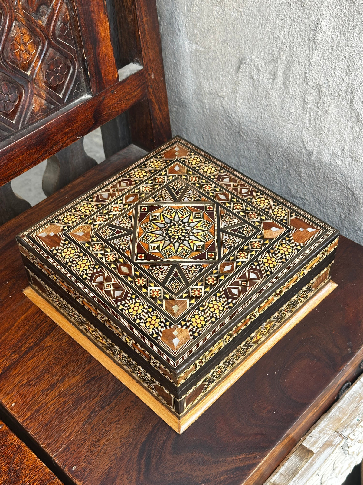 25*25 cm mosaic box dark