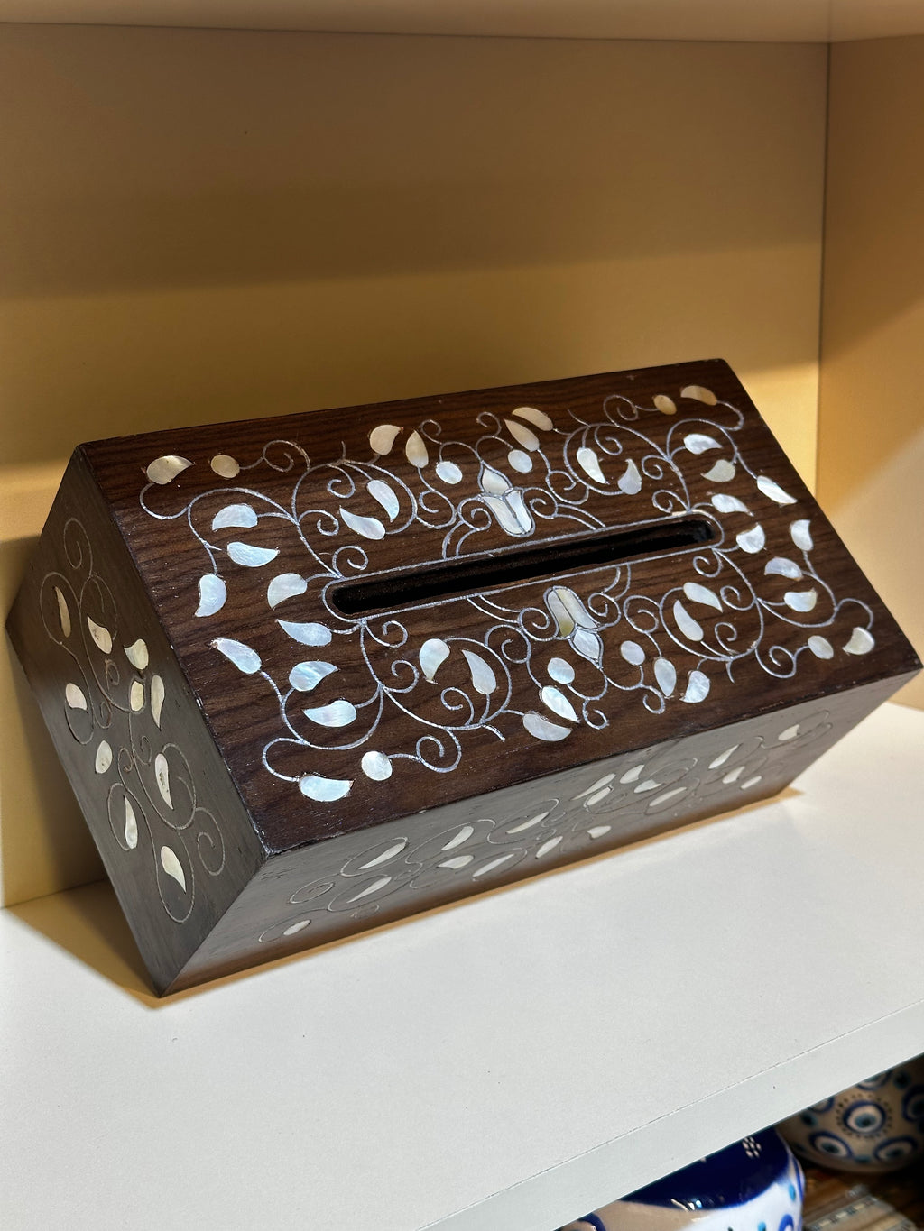 Wooden tissue box