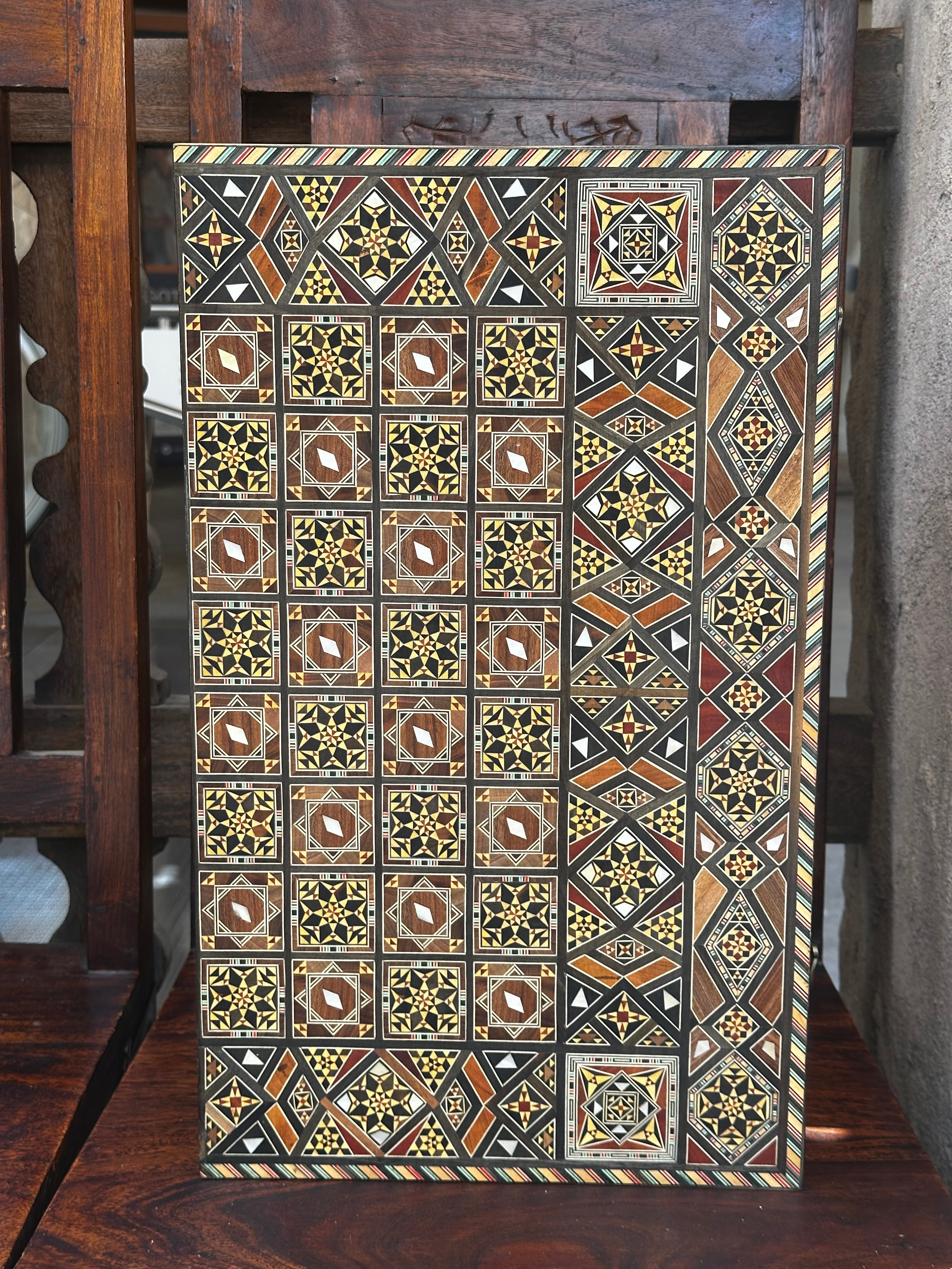 Luxury Backgammon & Chess Table Set