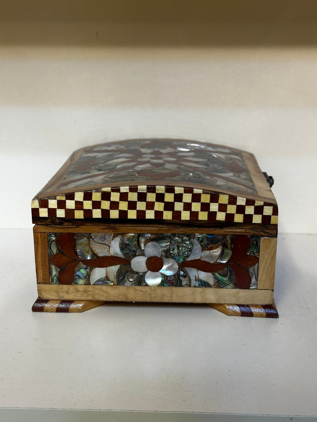 Green mother of pearl jewelry box