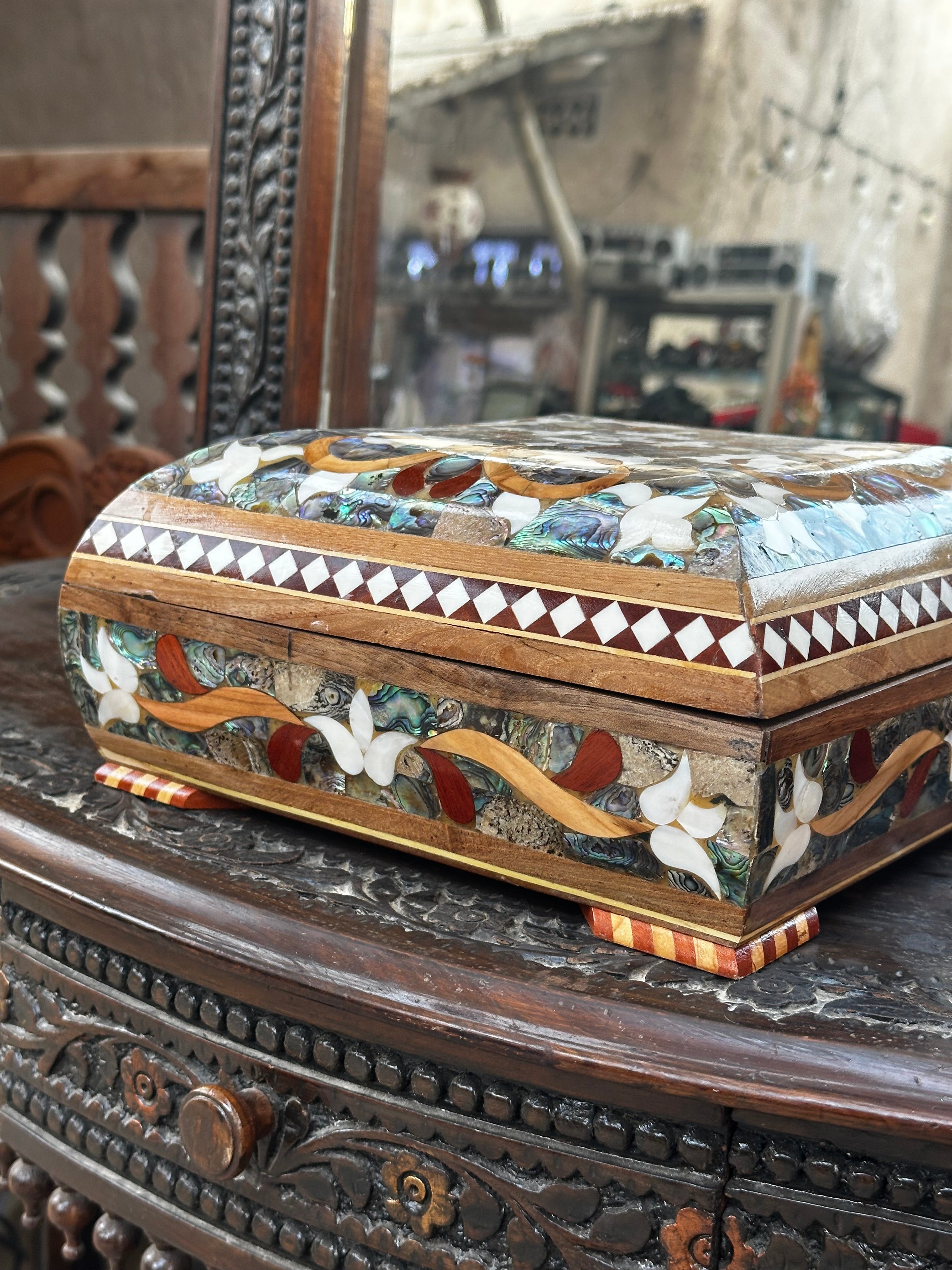 Handcrafted Wooden Box with White & Green Sea Shell Inlay (25x25 cm)